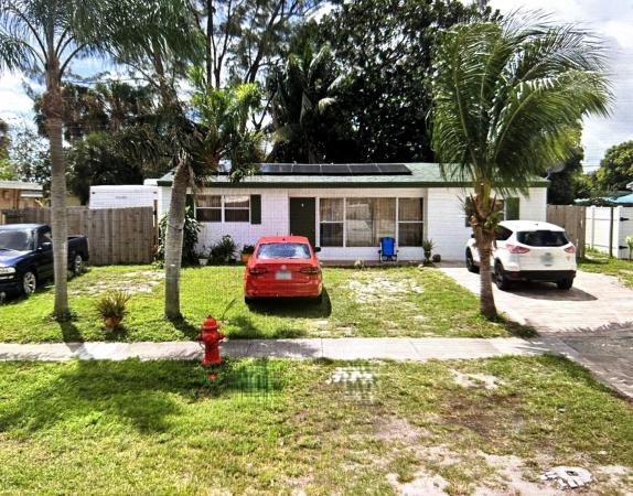 Seminole Manor, 578 Tallulah Rd, Lake Worth Beach, Florida 33462, image 1