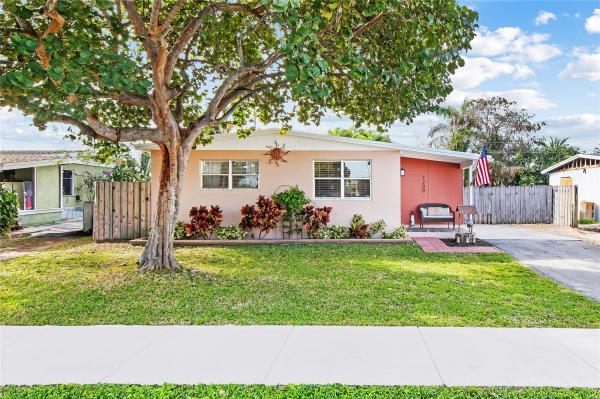 Twin Lakes South, 1200 NW 41st St, Oakland Park, Florida 33309, image 1