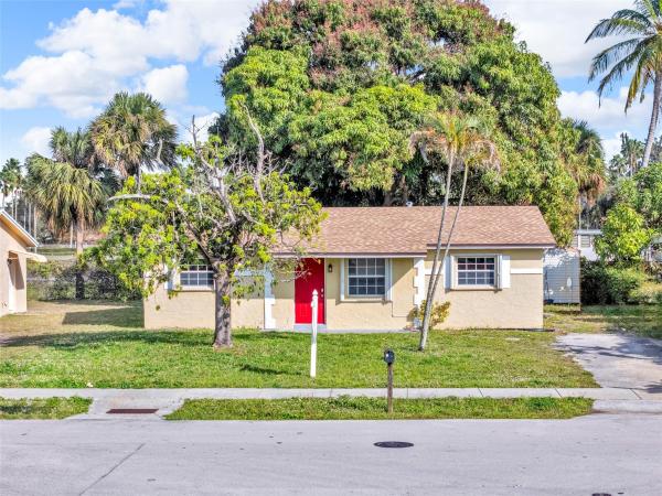 Fort Lauderdale No HOA, 2500 NW 26th Ave, Fort Lauderdale, Florida 33311, image 1