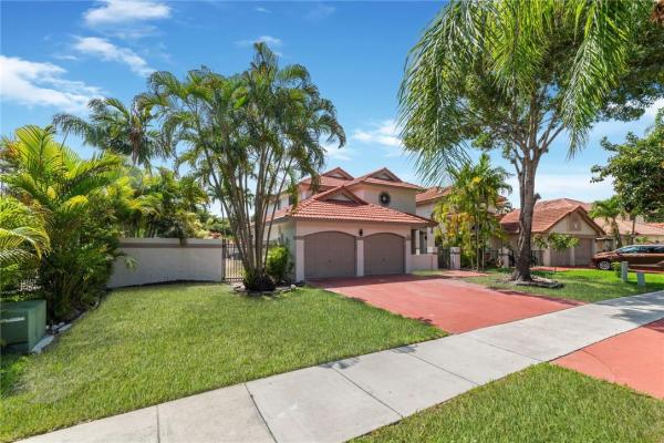Starlight Cove, 484 NW 38th Ter, Deerfield Beach, Florida 33442, image 1