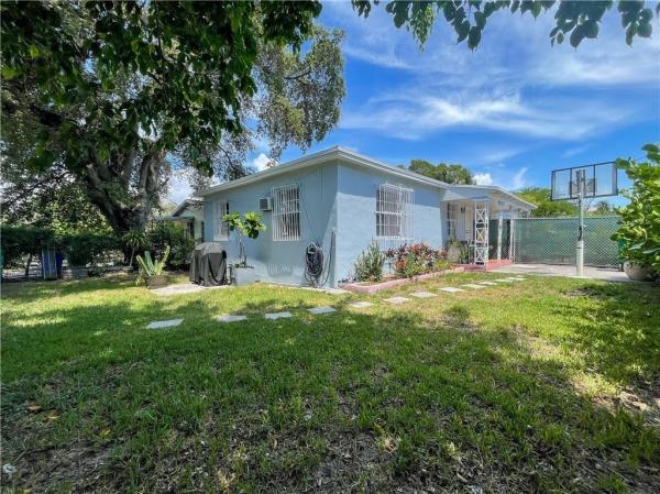 Northern Boulevard, 3308 NW 3rd Ave, Miami, Florida 33127, image 1