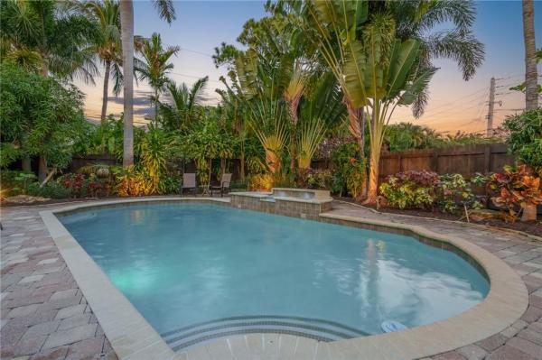 425 NE 25th St, Wilton Manors, Florida 33305, image 1