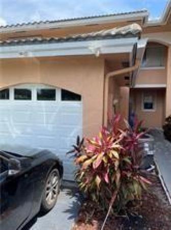 Sartori Lake, 3255 NW 44th St, Fort Lauderdale, Florida 33309, image 1