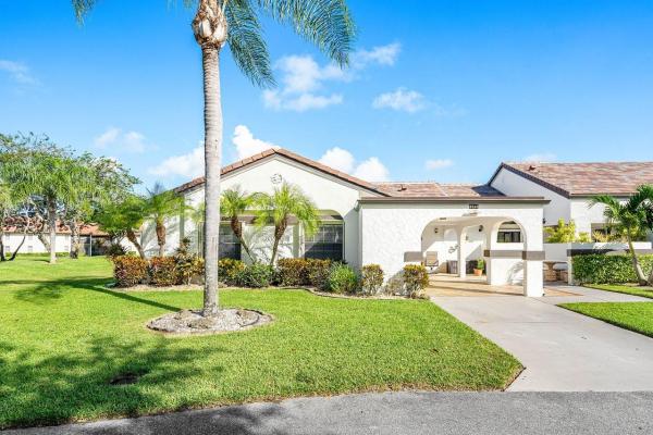 The Landings At Aberdeen, 5526 E Parkwalk Cir, Boynton Beach, Florida 33472, image 1