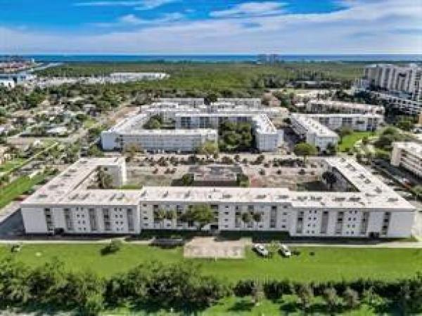 Palm Village Club, 500 NE 2nd St #221, Dania Beach, Florida 33004, image 1
