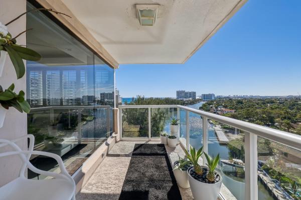 Maya Marca, 3000 Holiday Dr #1204, Fort Lauderdale, Florida 33316, image 1