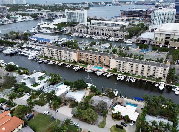 Cromwell East, 1777 SE 15th St #414, Fort Lauderdale, Florida 33316, image 1