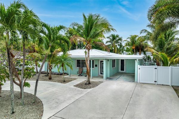 Chatham Hills, 290 NE 29th St, Boca Raton, Florida 33431, image 1