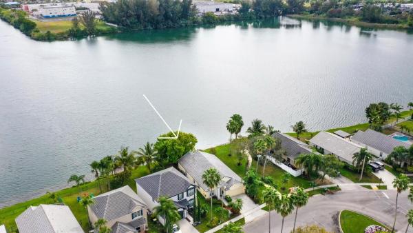 Plum Bay, 5788 N Plum Bay Pkwy, Tamarac, Florida 33321, image 1