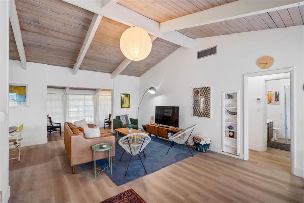 Palm Beach Lakes South, 413 Michigan Pl, West Palm Beach, Florida 33409, image 1