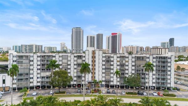 Fairways Riviera, 200 Diplomat Pkwy #521, Hallandale Beach, Florida 33009, image 1