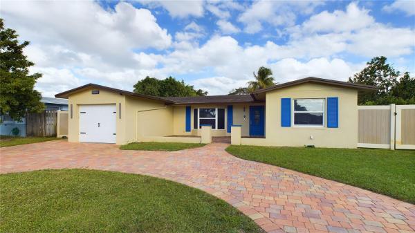 Rainbow Lakes, 2231 NW 93rd Way, Pembroke Pines, Florida 33024, image 1