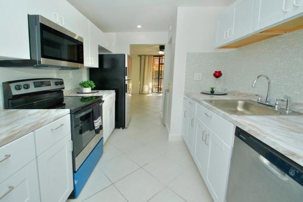 Plantation Forest, 7451 NW 16th St #109, Plantation, Florida 33313, image 2