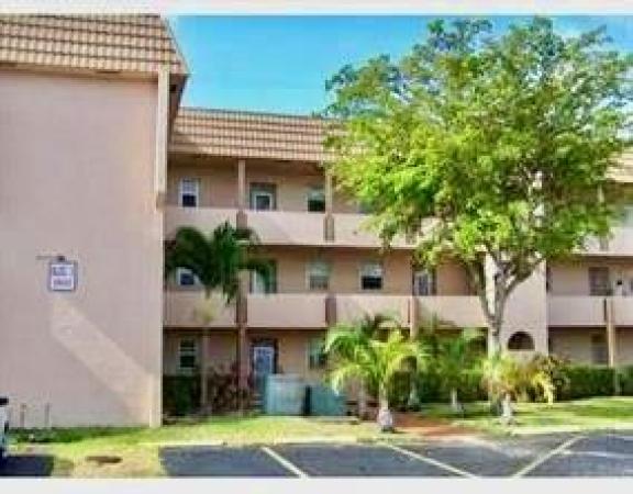 Sunrise Lakes 1, 2900 W Sunrise Lakes Dr #106, Sunrise, Florida 33322, image 1