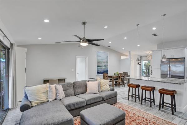 Boynton Lakes 3, 26 Farnworth Dr, Boynton Beach, Florida 33426, image 1
