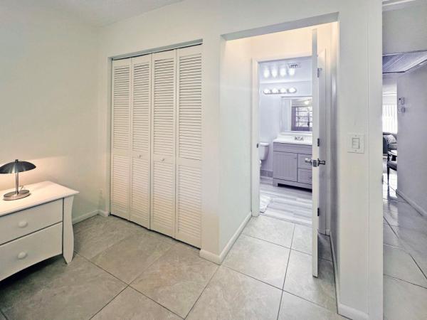 Cambridge, 3001 Cambridge A, Deerfield Beach, Florida 33442, image 1