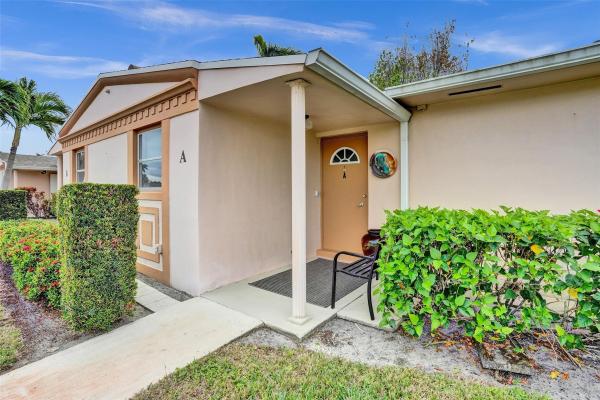 Dudley At Cresthaven Villas, 2592 Dudley Dr #A, West Palm Beach, Florida 33415, image 1