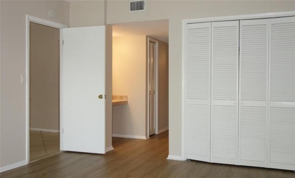 Palm-Aire Country Club 1, 2751 N Palm Aire Dr #105, Pompano Beach, Florida 33069, image 1