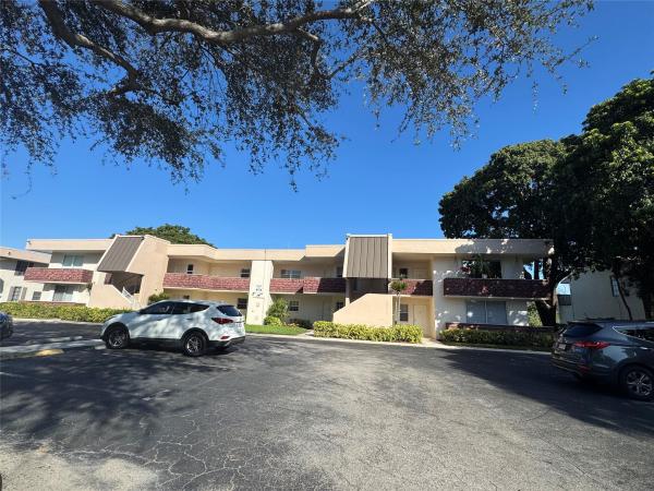 Fairways At Palm-Aire, 3251 S Palm Aire Dr #102, Pompano Beach, Florida 33069, image 1