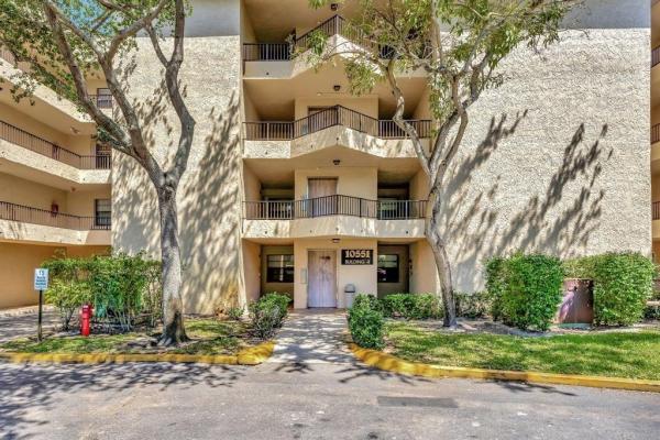 Plantation Racquet Club At Jacaranda, 10501 W Broward Blvd #307, Plantation, Florida 33324, image 1
