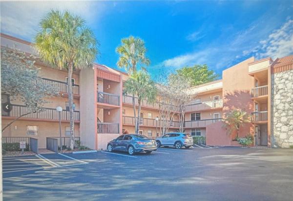 Holiday Springs, 3140 Holiday Springs Blvd #109, Margate, Florida 33063, image 1