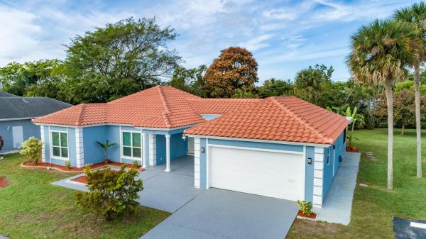 The Woodlands, 4601 Queen Palm Ln, Tamarac, Florida 33319, image 1