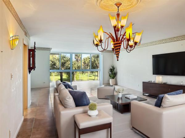 Palm-Aire Country Club 6, 3960 Oaks Clubhouse Dr #307, Pompano Beach, Florida 33069, image 1