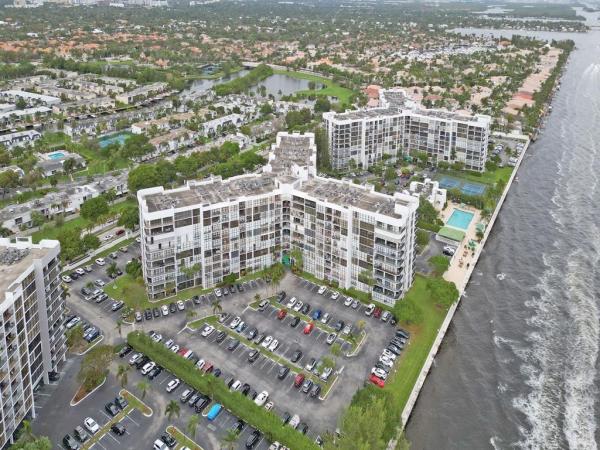 Oceanview Park, 800 Parkview Dr #524, Hallandale Beach, Florida 33009, image 1