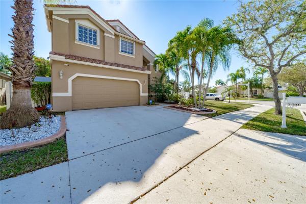 Cascade Falls, 550 Slippery Rock Rd, Weston, Florida 33327, image 1