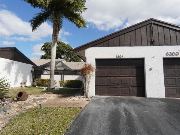 Wedgewood, 6304 Wedgewood Ter ##B8, Fort Lauderdale, Florida 33321, image 1