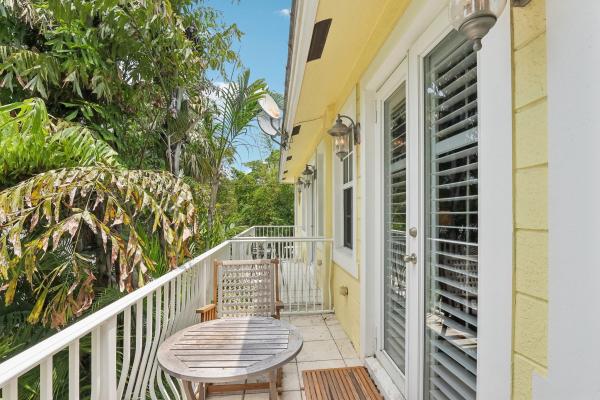 Mallory Square, 2634 NE 9th Ave #5, Wilton Manors, Florida 33334, image 3