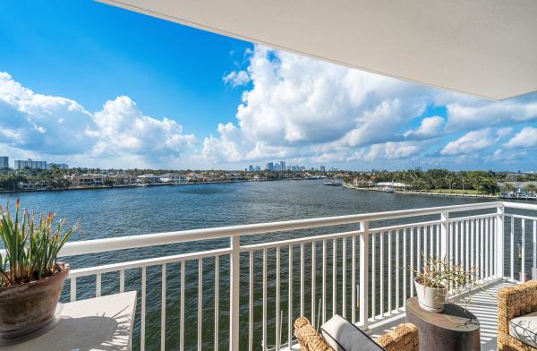 Bayshore Towers, 511 Bayshore Dr #504, Fort Lauderdale, Florida 33304, image 1