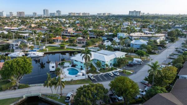 Riviera Harbor, 810 SE 22nd Ave #102, Pompano Beach, Florida 33062, image 1