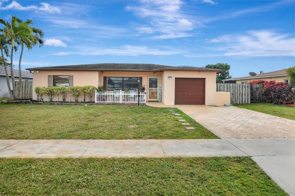 Palmetto Pines, 11114 Mohawk St, Boca Raton, Florida 33428, image 1