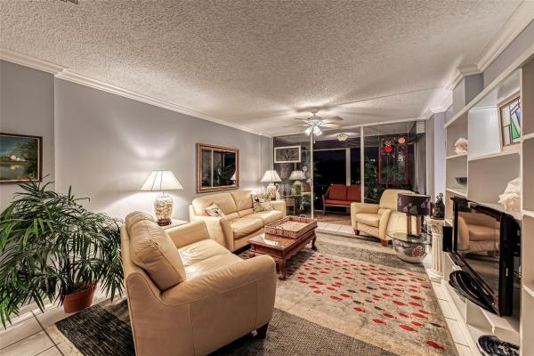 Royal Park, 115 Royal Park Dr #3D, Oakland Park, Florida 33309, image 1