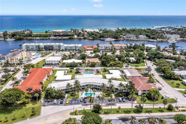 Beacon House, 2748 NE 28th Ave #13, Lighthouse Point, Florida 33064, image 1