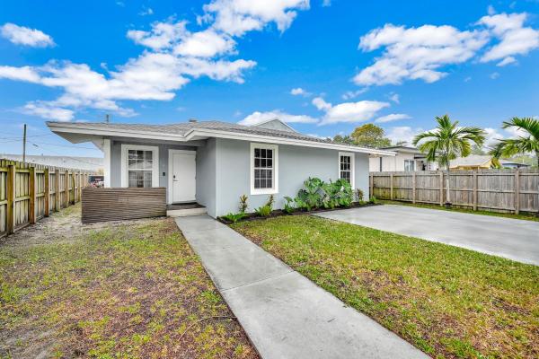 Bellcamp Manor, 242 NW 80th St, West Little River, Florida 33150, image 1