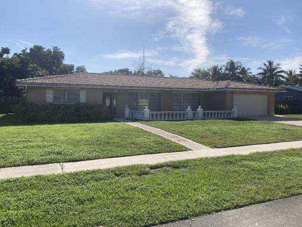 Plantations Secluded Gardens, 7040 NW 7th St, Plantation, Florida 33317, image 1