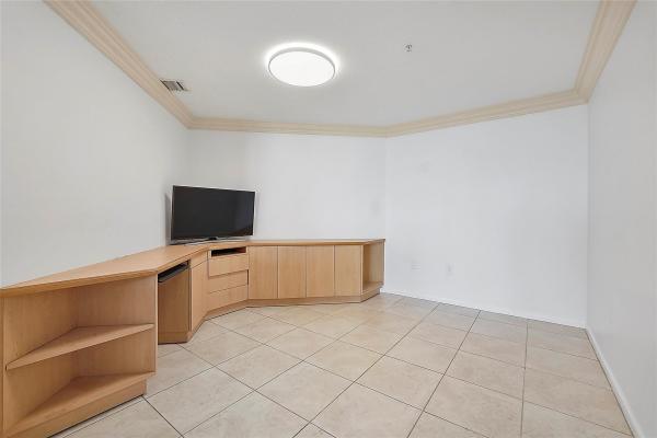 Renaissance On The Ocean, 6001 N Ocean Dr #703, Hollywood, Florida 33019, image 3