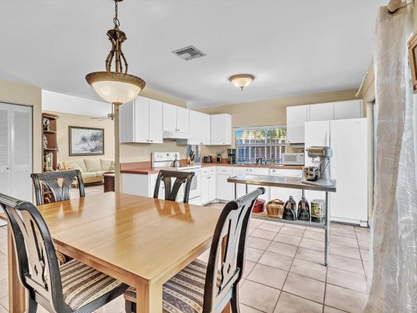 Ramblewood South, 1233 NW 89th Dr, Coral Springs, Florida 33071, image 2
