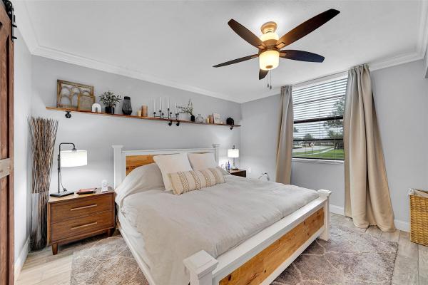 Whitehall Of Pine Island Ridge, 1502 Whitehall Dr #101, Davie, Florida 33324, image 2