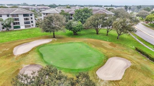 Whitehall Of Pine Island Ridge, 1502 Whitehall Dr #101, Davie, Florida 33324, image 2