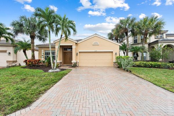 Thoroughbred Lake Estates, 10274 Clubhouse Turn Rd, Lake Worth Beach, Florida 33449, image 1