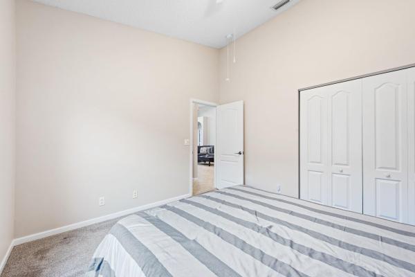 Thoroughbred Lake Estates, 10274 Clubhouse Turn Rd, Lake Worth, Florida 33449, image 2