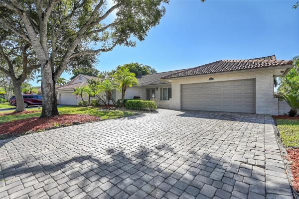 Cypress Glen, 10852 NW 6th St, Coral Springs, Florida 33071, image 1