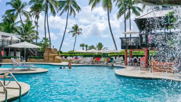 The Alexander Hotel, 5225 Collins Ave, Miami Beach, Florida 33140, image 1