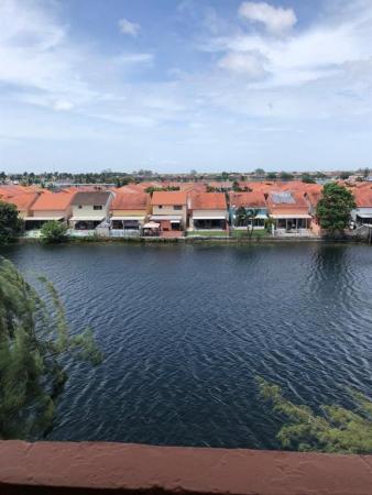 Lakes, 2735 W 52nd St #505, Hialeah, Florida 33016, image 1
