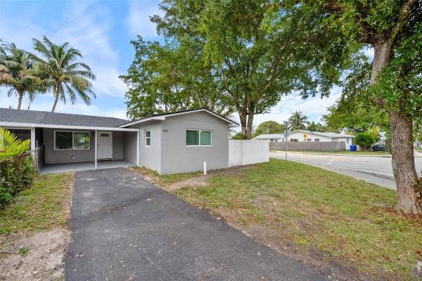 Broadview Country Club Estates, 6742 SW 18th Ct, North Lauderdale, Florida 33068, image 1