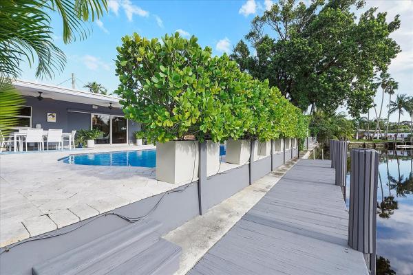 Coral Terrace, 1732 NE 35th St, Oakland Park, Florida 33334, image 1