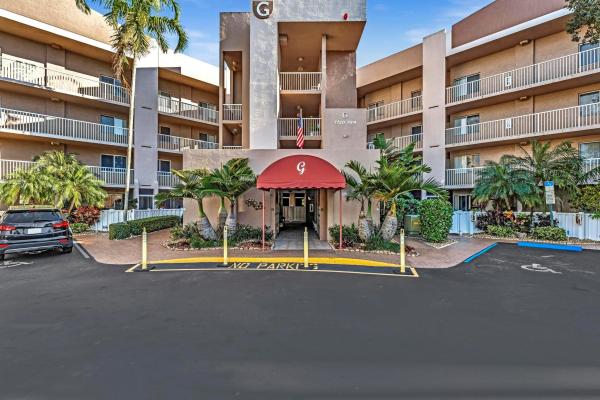 Trent, 7802 Trent Dr #406, Tamarac, Florida 33321, image 1